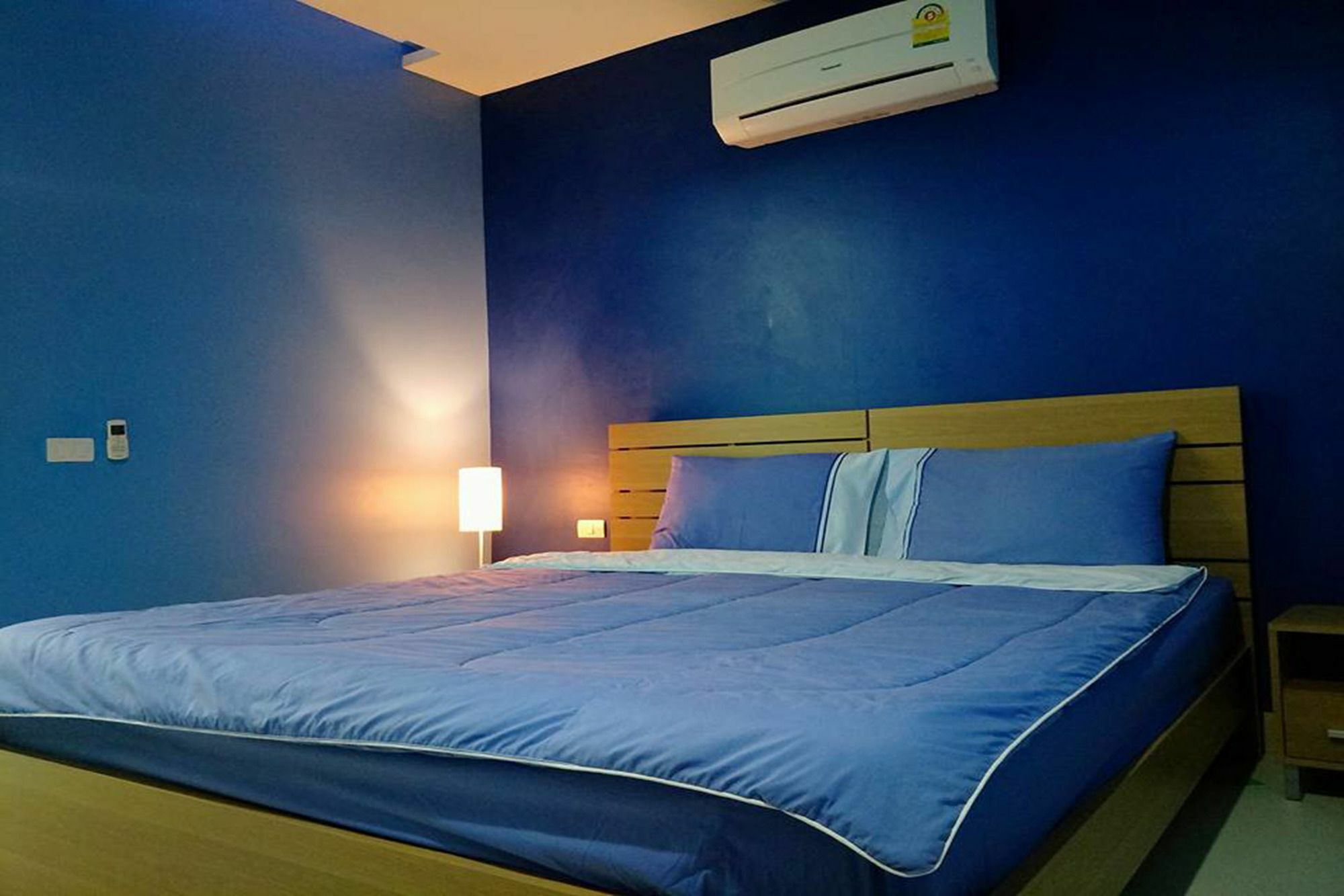 Condor Apartment Nai Harn Esterno foto