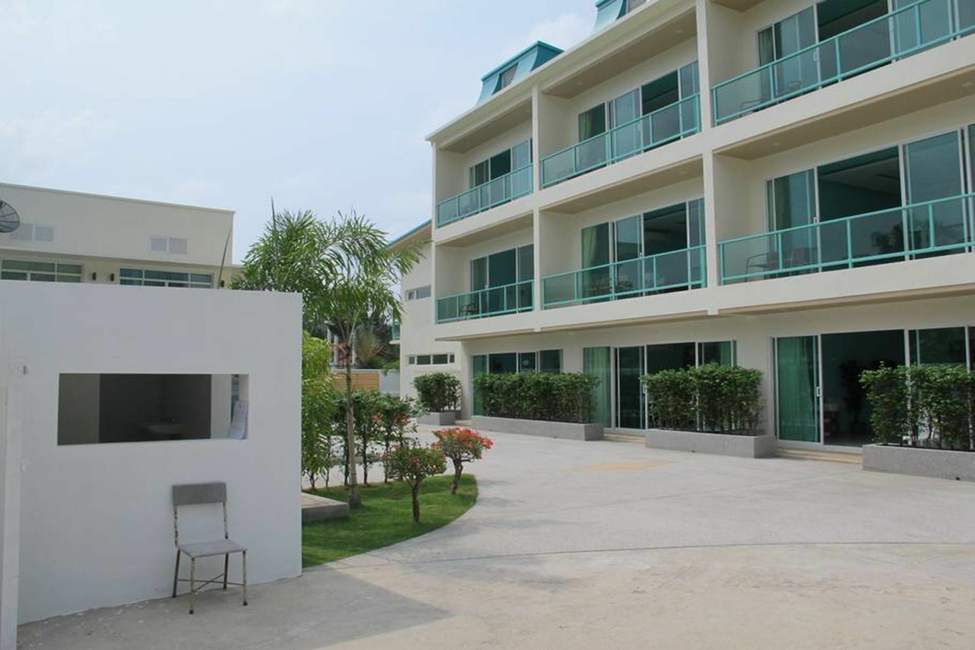 Condor Apartment Nai Harn Esterno foto